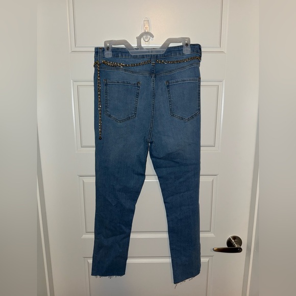 Belted ripped jeans - Picture 5 of 6